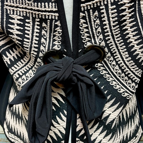 NEW Women's Joseph Ribkoff Black & Beige Cool Print Jacket Cover Up 183558 Sz 14 - Picture 5 of 10